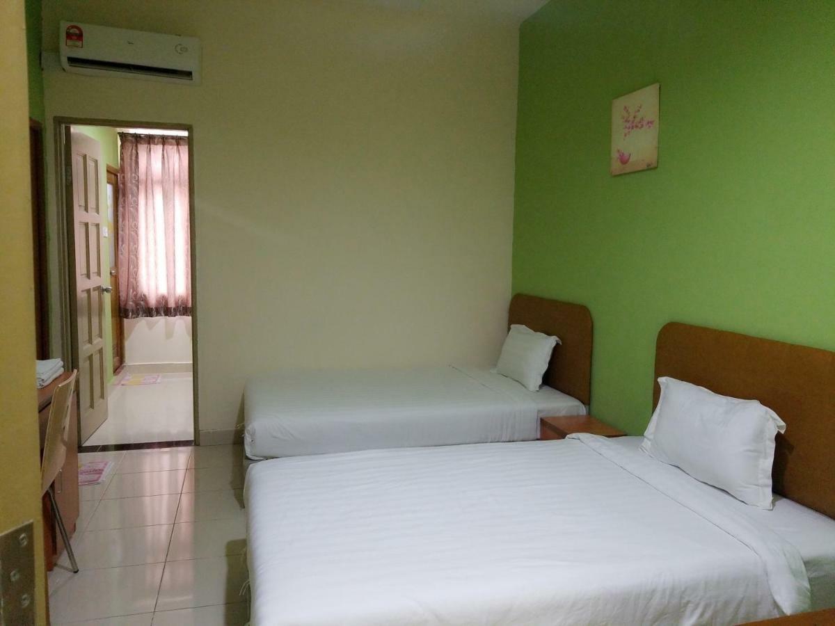 Hotel 126 Sepang Dış mekan fotoğraf